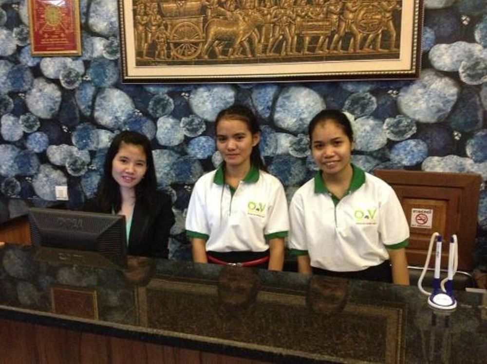 Lalune Hotel Phnom Penh Exterior photo