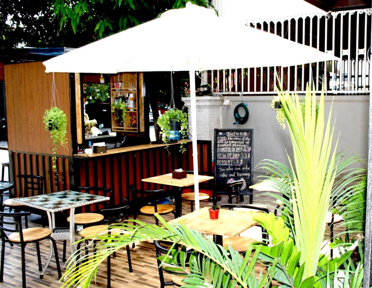 Lalune Hotel Phnom Penh Exterior photo