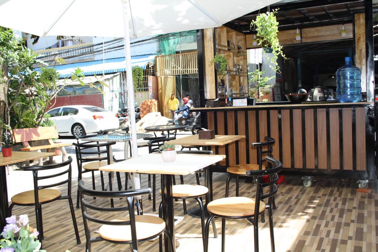 Lalune Hotel Phnom Penh Exterior photo