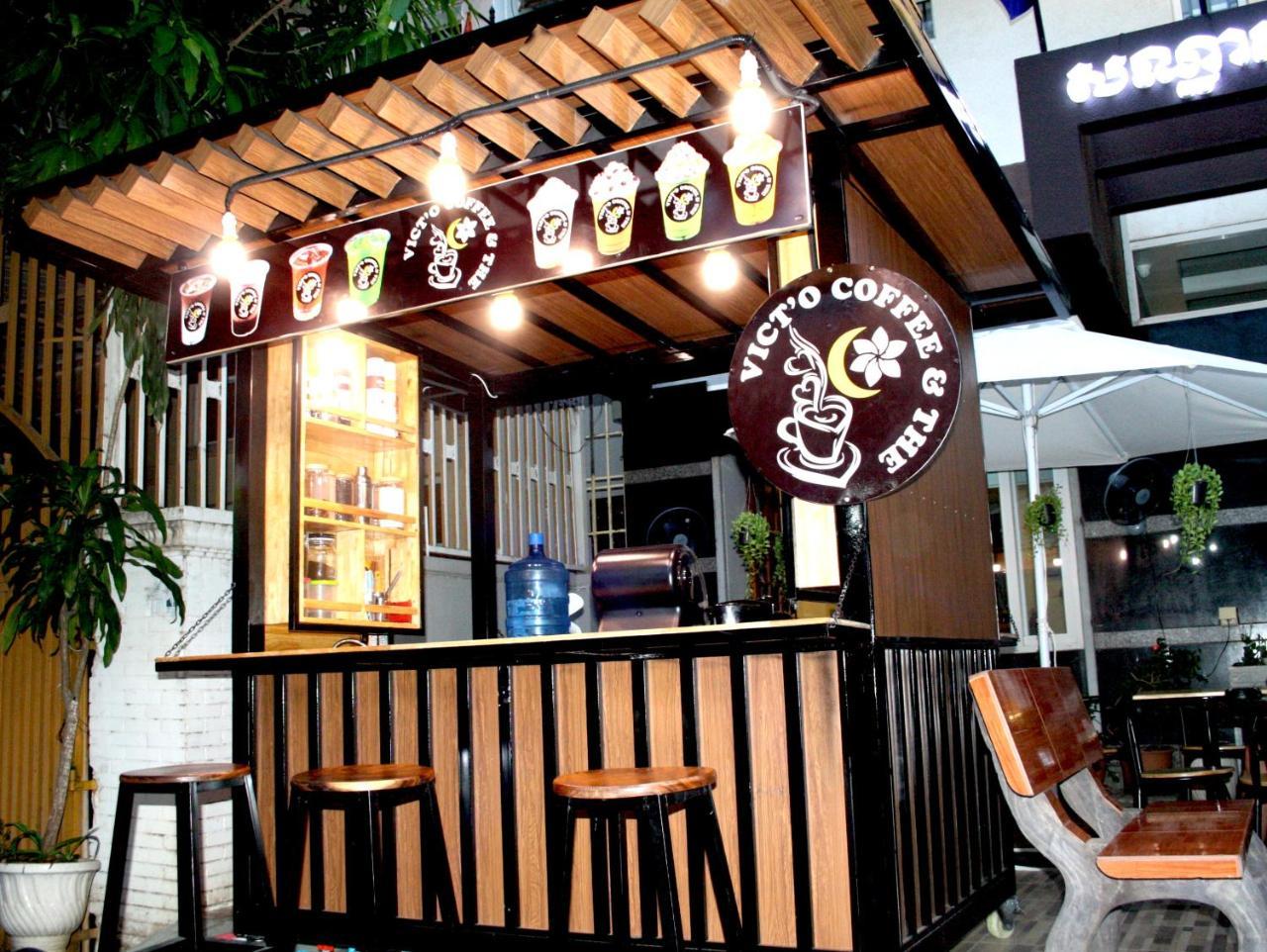 Lalune Hotel Phnom Penh Exterior photo